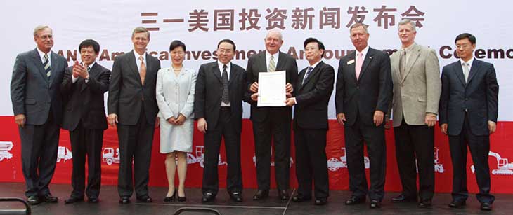 Sany Heavy Industry executives with Gov. Perdue