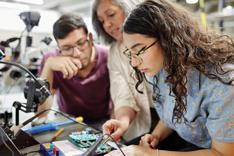 STEM EDUCATION: Public, Private Sectors Invest Billions in STEM Program ...