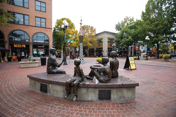 Kesey_Square_Eugene_01