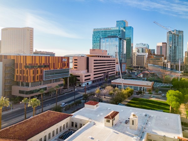 ASUDowntownPhoenixCampus1 (600web).JPG