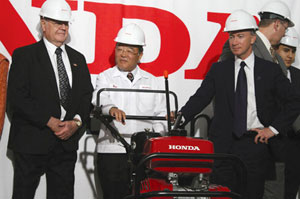 Indiana Gov. Mitch Daniels with Honda executives