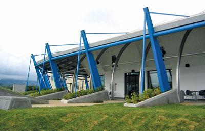 Intel used a Sprung Instant Structure for its initial offices in Costa Rica, then later converted it into a company cafeteria.