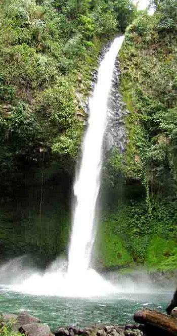 LaFortunaWaterfall_CostaRica