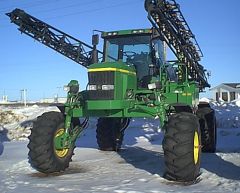 Deere self-propelled sprayer