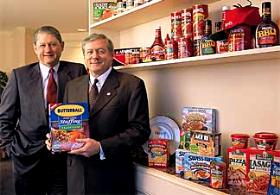 ConAgra Chief Executive Bruce Rohde, right